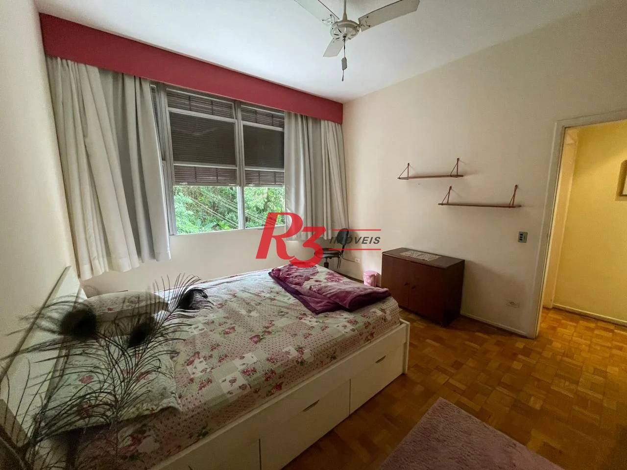 Apartamento com 4 dormitórios à venda, 235 m² por R$ 1.400.000,00 - Ilha Porchat - São Vicente/SP