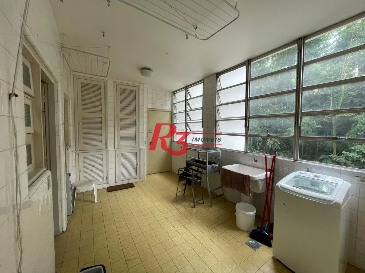 Apartamento com 4 dormitórios à venda, 235 m² por R$ 1.400.000,00 - Ilha Porchat - São Vicente/SP