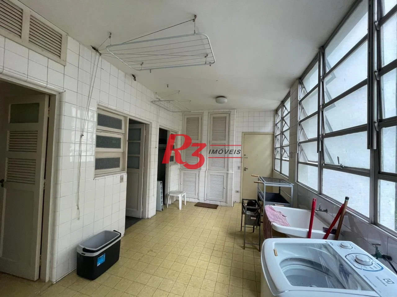 Apartamento com 4 dormitórios à venda, 235 m² por R$ 1.400.000,00 - Ilha Porchat - São Vicente/SP