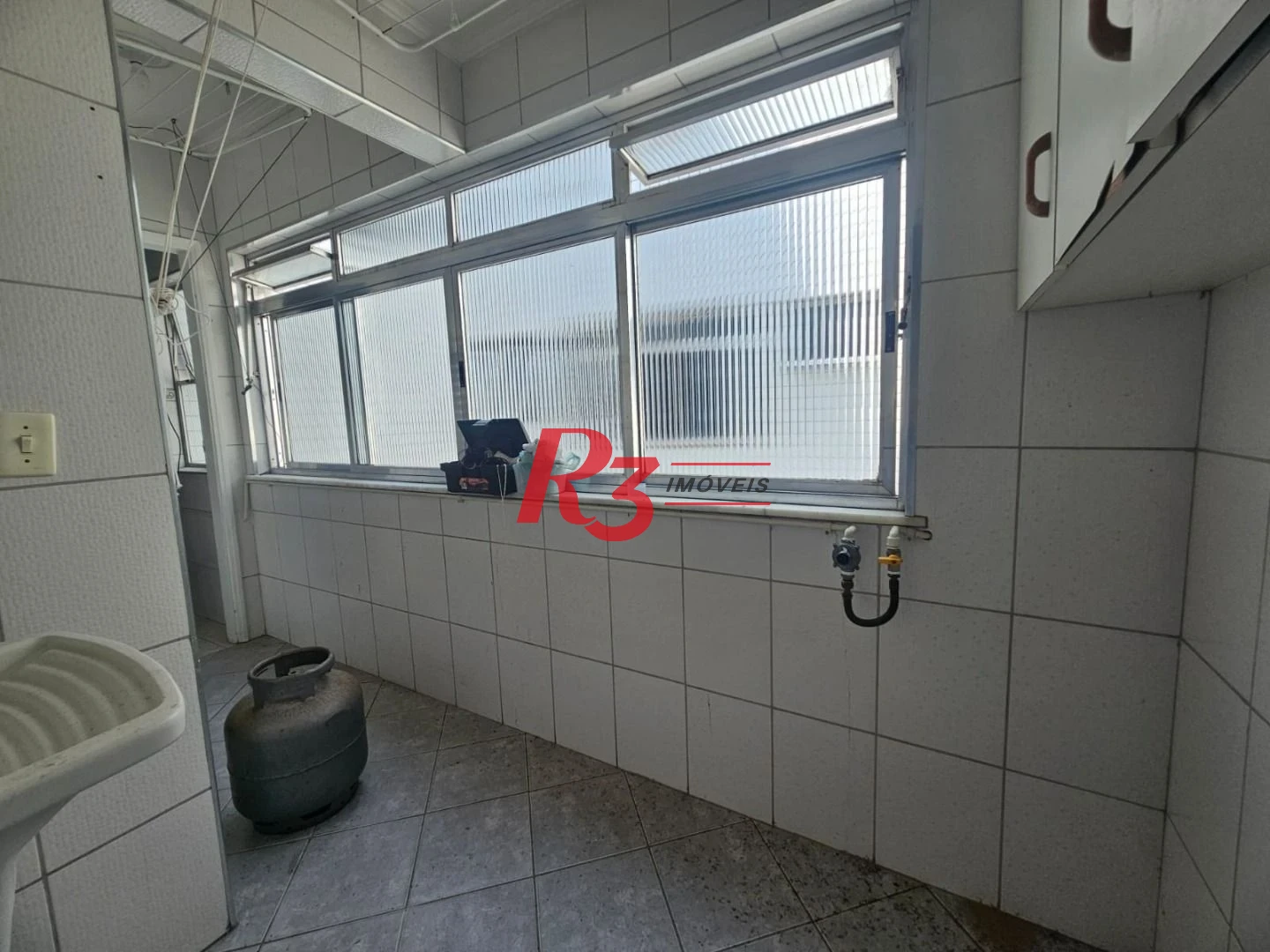 Apartamento com 2 dormitórios à venda, 80 m² por R$ 430.000,00 - Campo Grande - Santos/SP