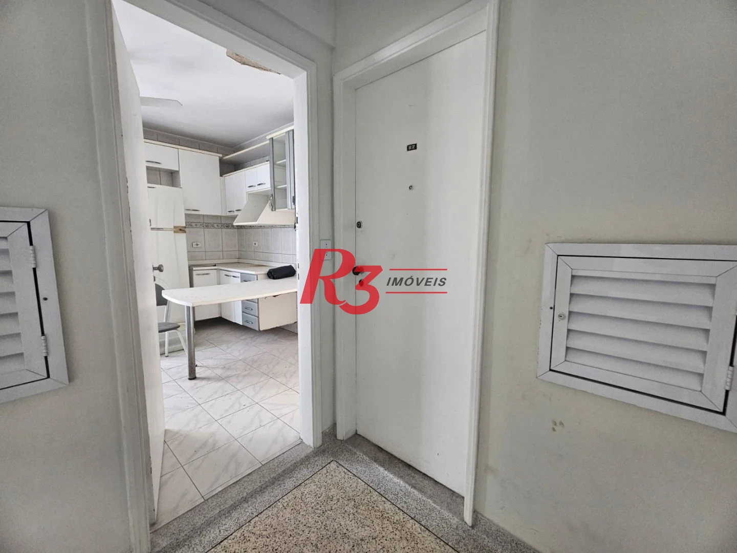 Apartamento com 2 dormitórios à venda, 80 m² por R$ 430.000,00 - Campo Grande - Santos/SP