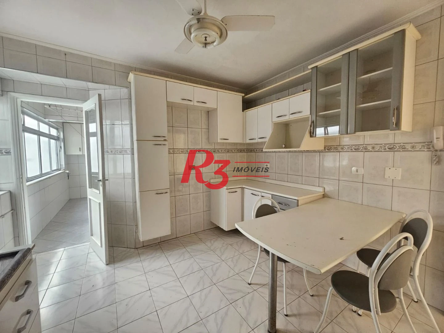 Apartamento com 2 dormitórios à venda, 80 m² por R$ 440.000,00 - Campo Grande - Santos/SP