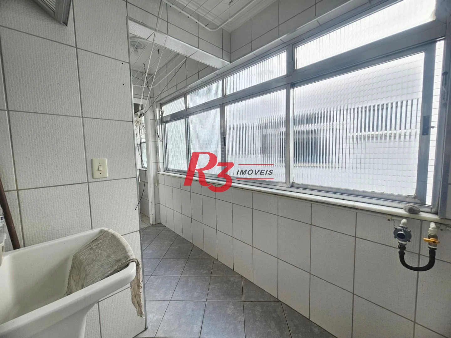 Apartamento com 2 dormitórios à venda, 80 m² por R$ 440.000,00 - Campo Grande - Santos/SP