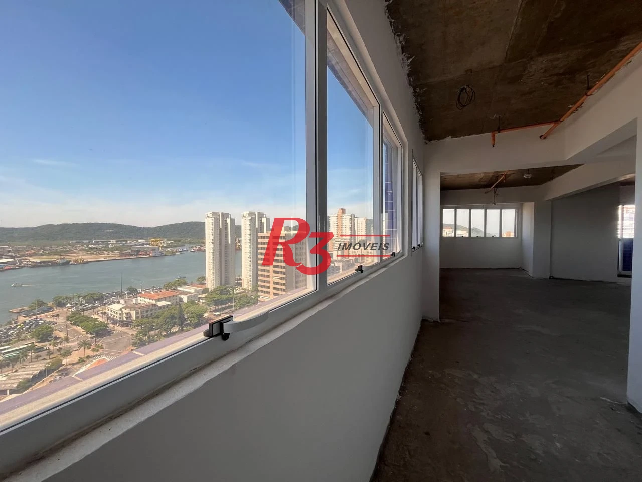Sala à venda, 135 m² por R$ 1.150.000,00 - Ponta da Praia - Santos/SP