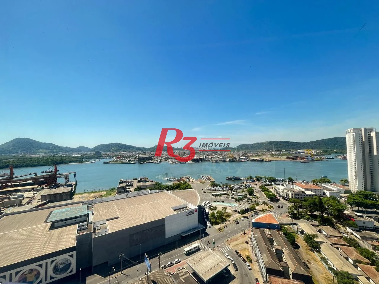 Sala à venda, 135 m² por R$ 1.150.000,00 - Ponta da Praia - Santos/SP