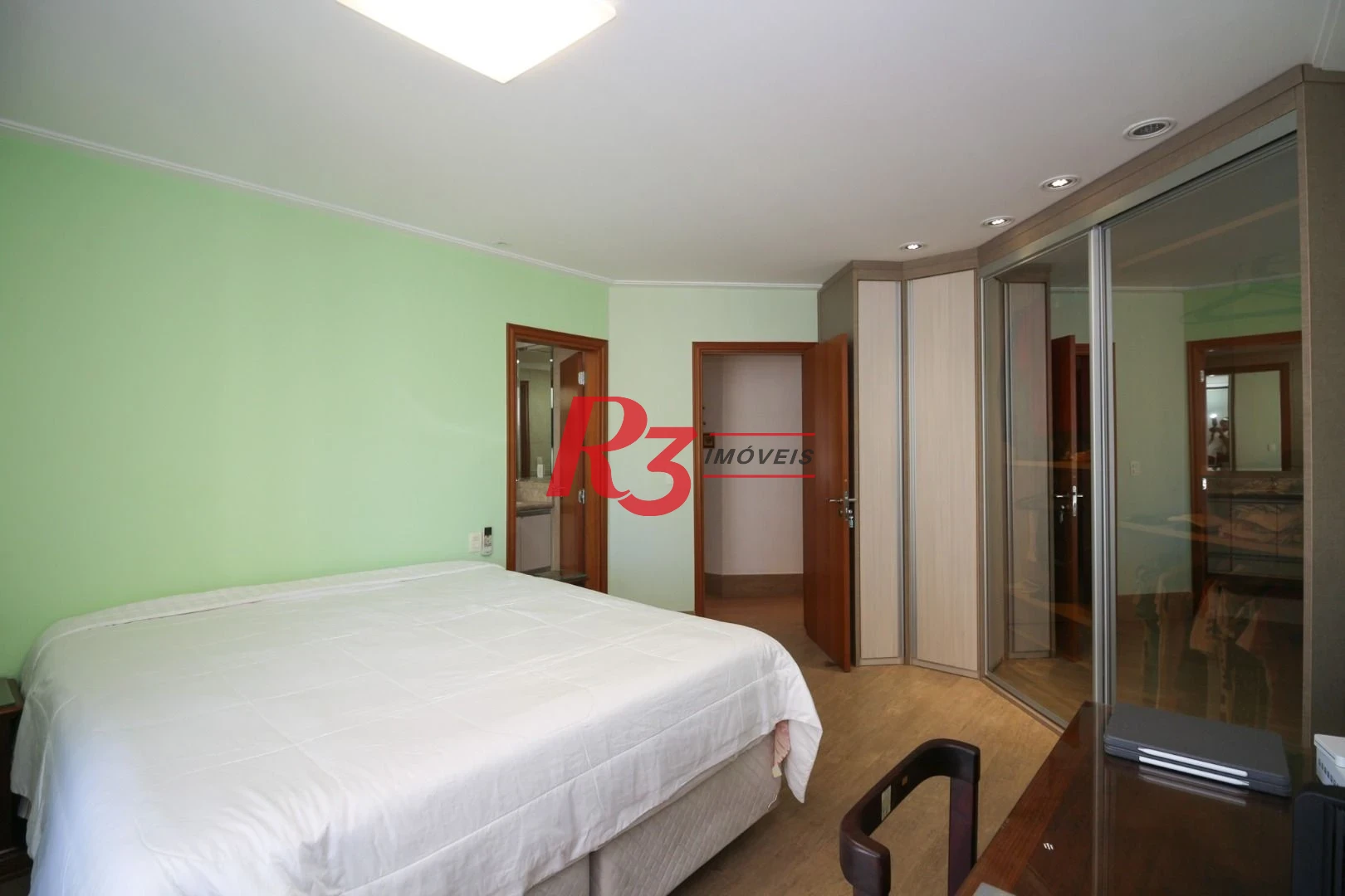 Apartamento com 3 dormitórios à venda, 199 m² por R$ 3.180.000,00 - Ponta da Praia - Santos/SP