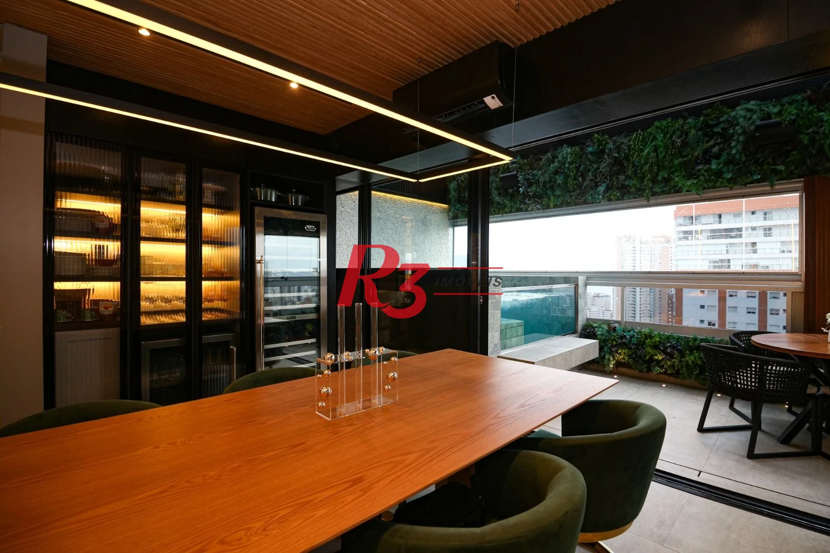 Cobertura com 2 suítes à venda, 148 m² por R$ 3.300.000 - Embaré - Santos/SP