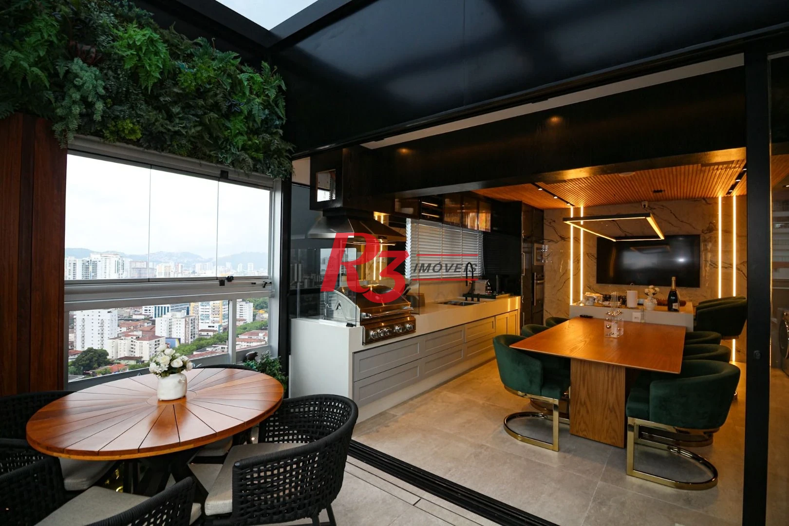 Cobertura com 2 suítes à venda, 148 m² por R$ 3.300.000 - Embaré - Santos/SP