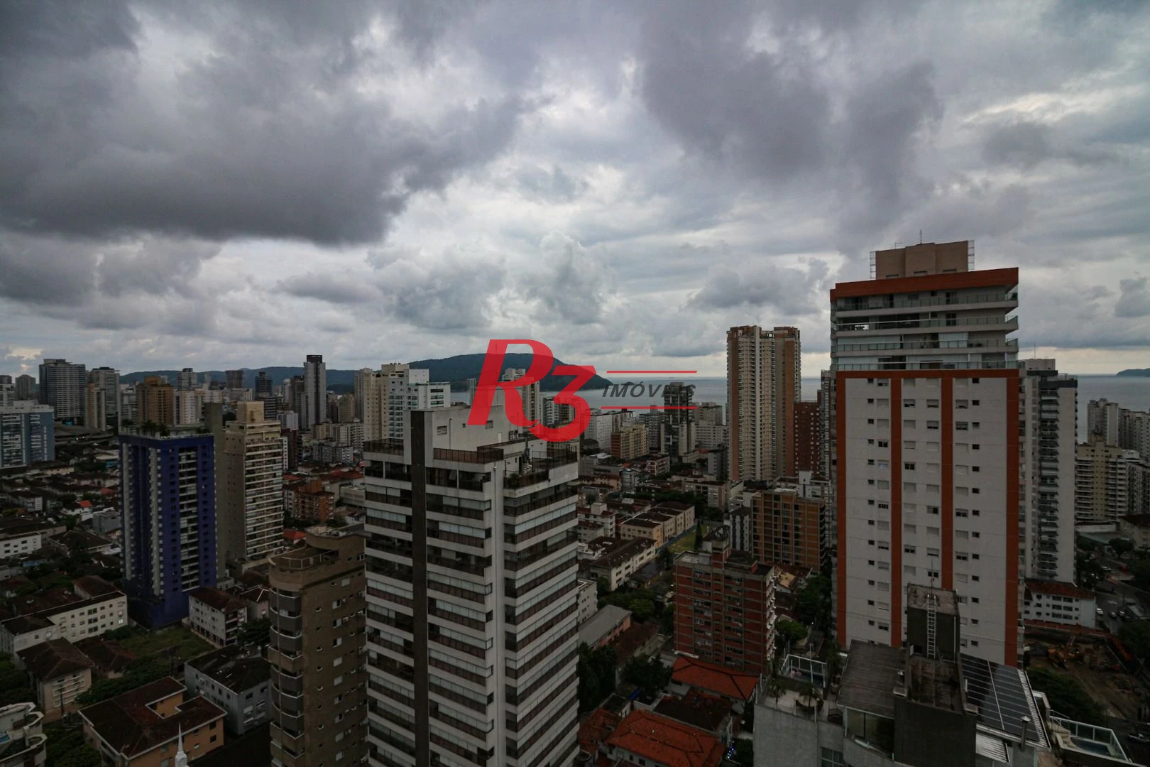 Cobertura com 2 suítes à venda, 148 m² por R$ 3.300.000 - Embaré - Santos/SP