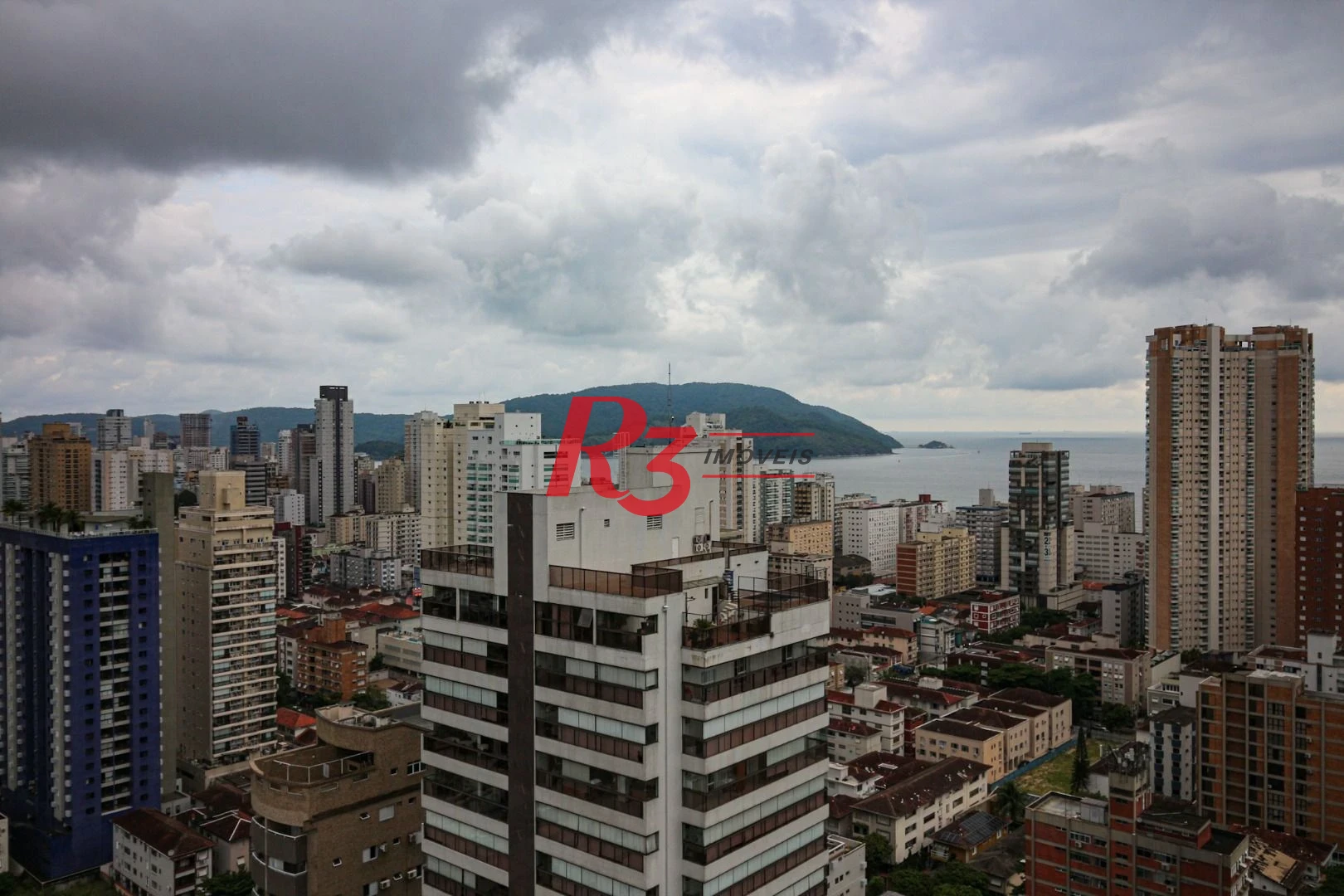 Cobertura com 2 suítes à venda, 148 m² por R$ 3.300.000 - Embaré - Santos/SP
