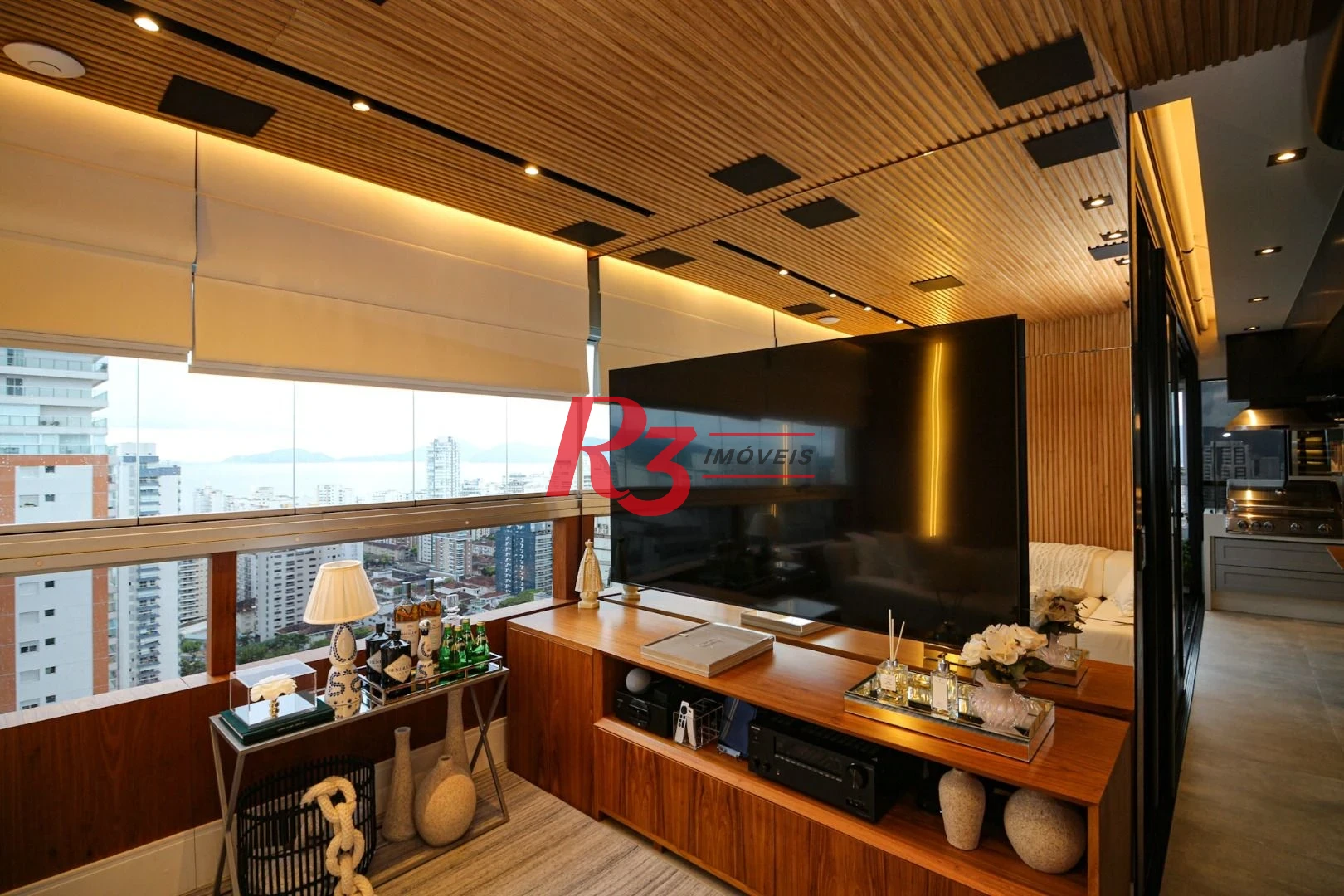 Cobertura com 2 suítes à venda, 148 m² por R$ 3.300.000 - Embaré - Santos/SP