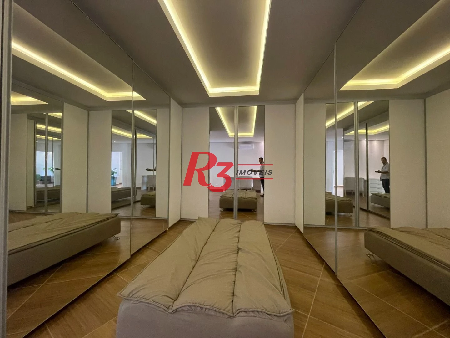 Casa à venda, 841 m² por R$ 13.900.000,00 - Acapulco - Guarujá/SP