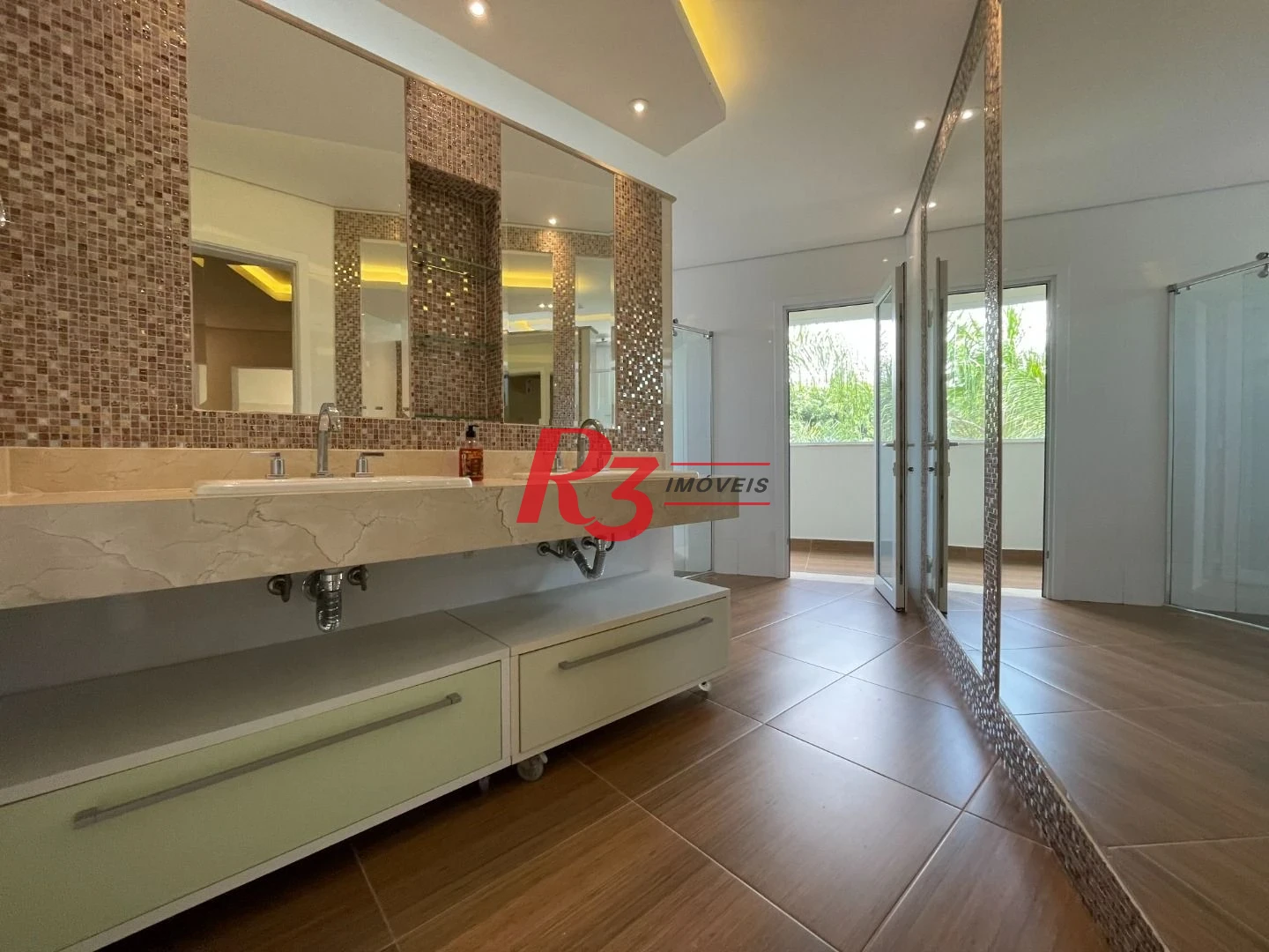 Casa à venda, 841 m² por R$ 13.900.000,00 - Acapulco - Guarujá/SP