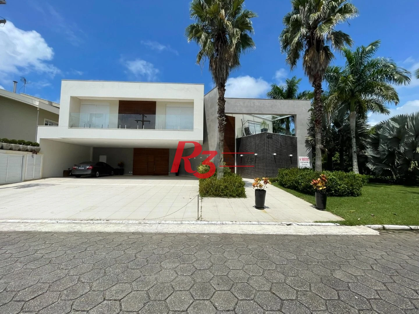 Casa à venda, 841 m² por R$ 13.900.000,00 - Acapulco - Guarujá/SP
