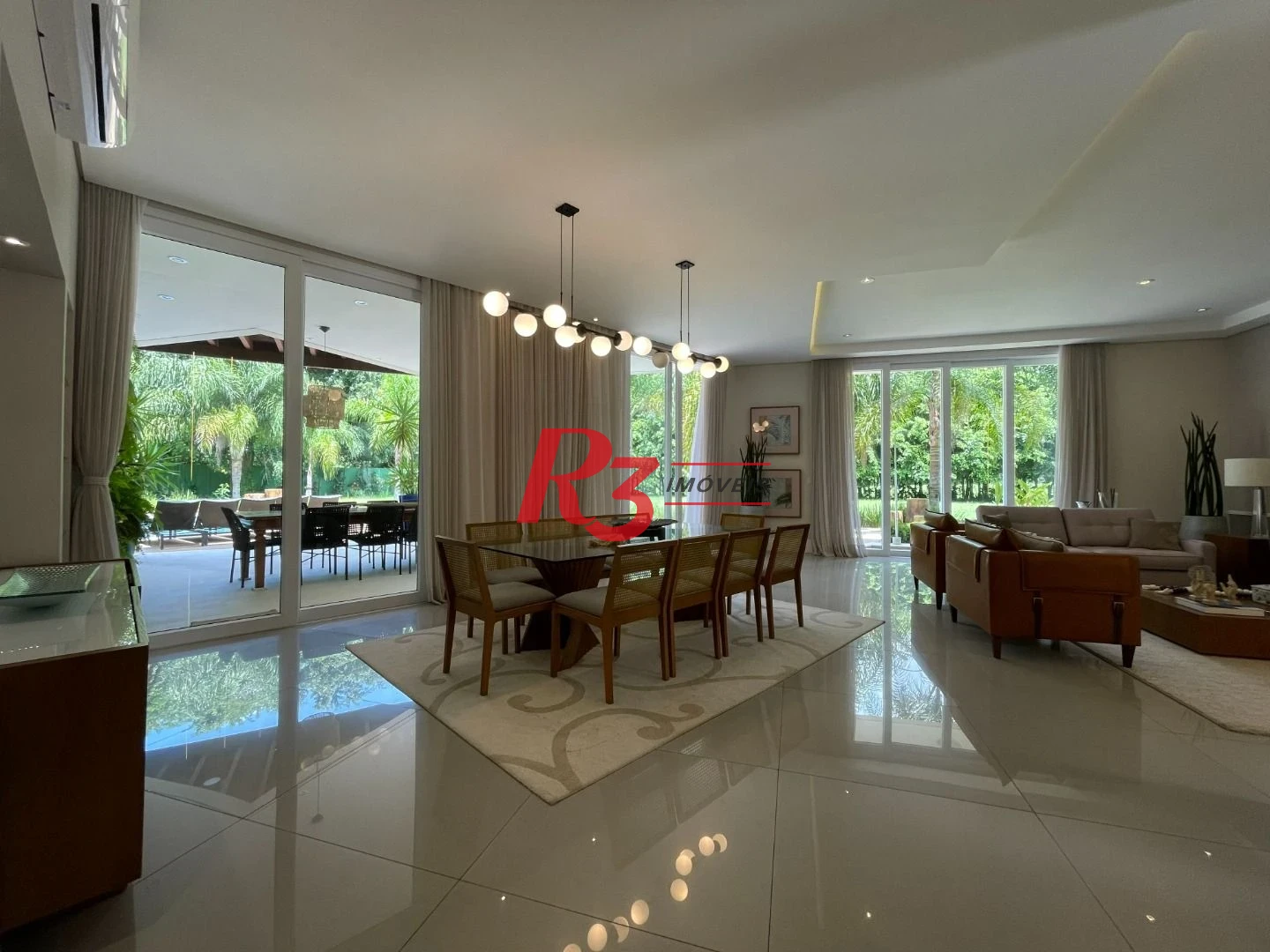Casa à venda, 841 m² por R$ 13.900.000,00 - Acapulco - Guarujá/SP