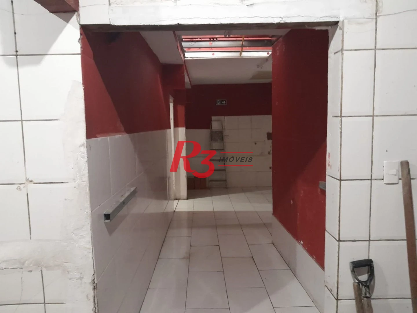 Loja à venda, 340 m² por R$ 1.600.000,00 - Campo Grande - Santos/SP