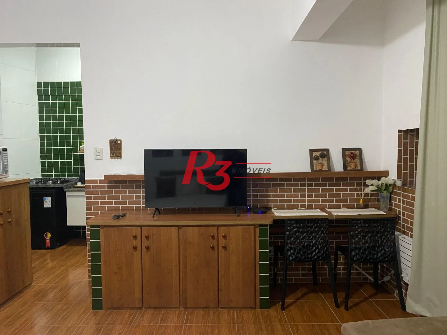 Kitnet com 1 dormitório, 31 m² - venda por R$ 320.000,00 ou aluguel por R$ 3.184,09/mês - Itararé - São Vicente/SP