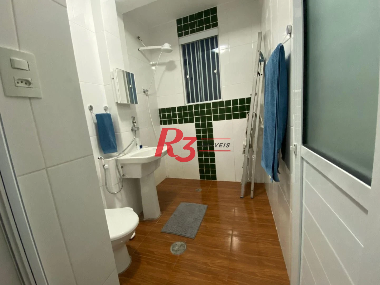 Kitnet com 1 dormitório, 31 m² - venda por R$ 320.000,00 ou aluguel por R$ 3.184,09/mês - Itararé - São Vicente/SP