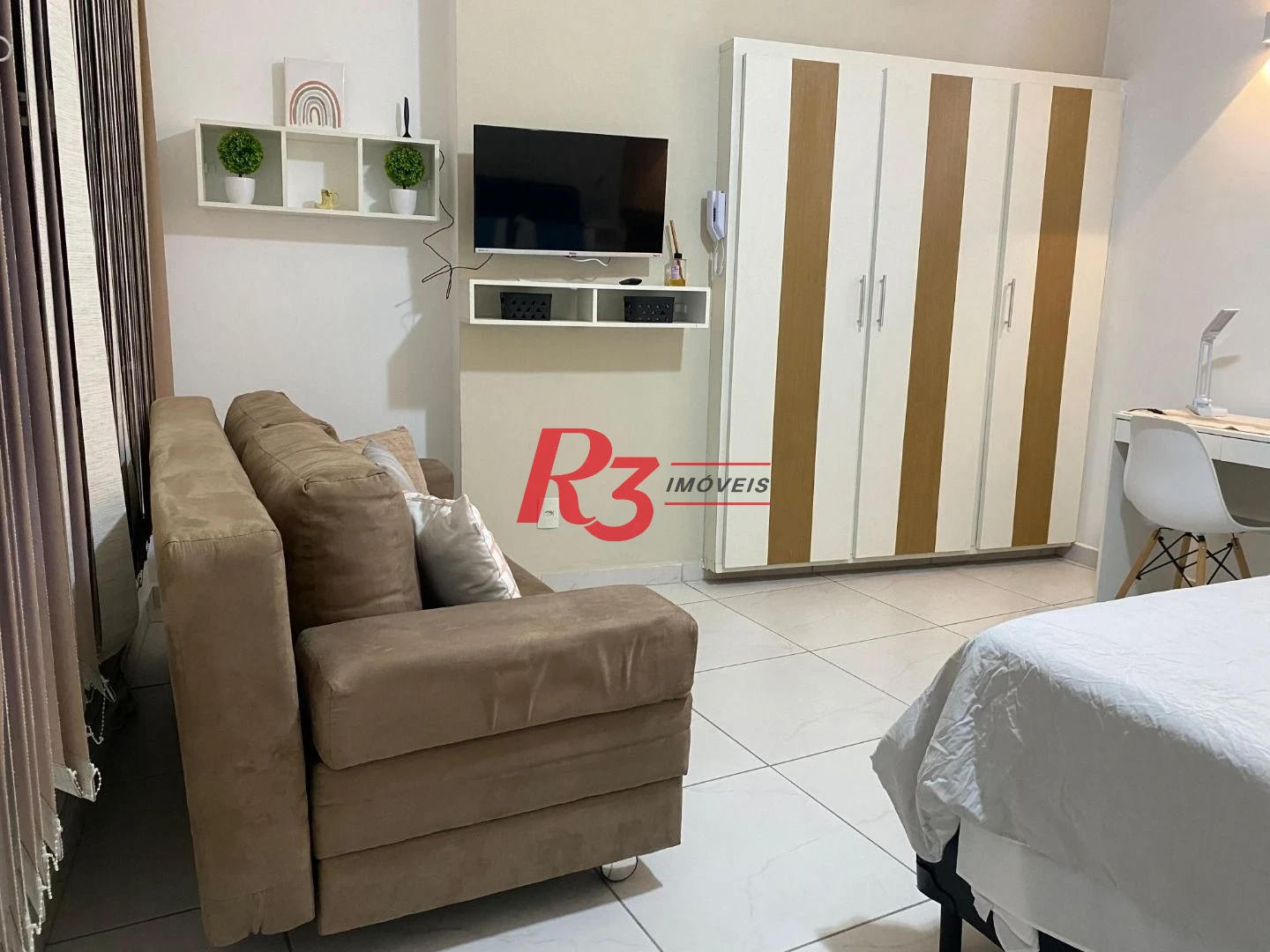 Kitnet com 1 dormitório, 29 m² - venda por R$ 320.000,00 ou aluguel por R$ 3.349,35/mês - Boa Vista - São Vicente/SP