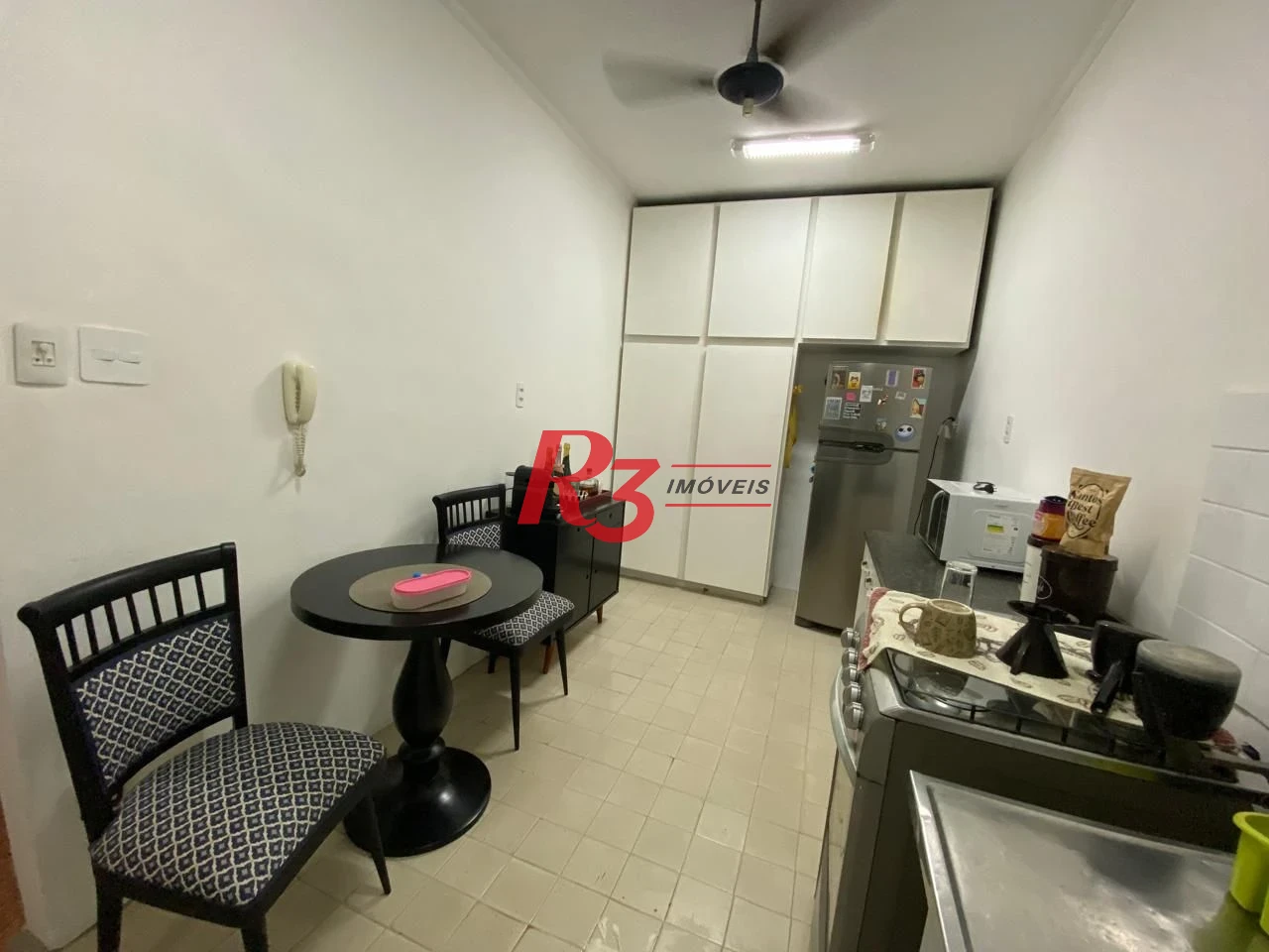 Apartamento com 2 dormitórios à venda, 70 m² por R$ 395.000,00 - Campo Grande - Santos/SP