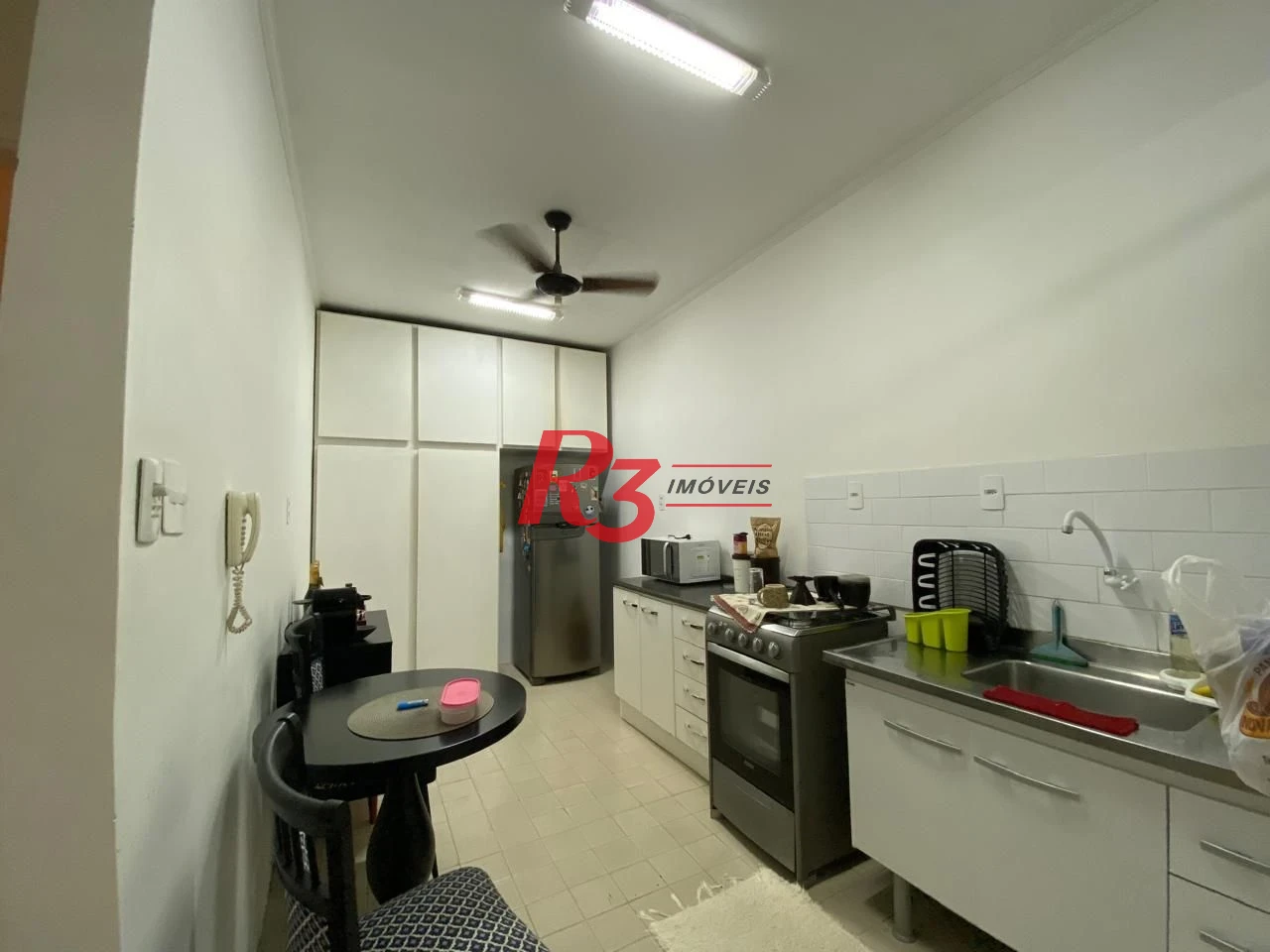 Apartamento com 2 dormitórios à venda, 70 m² por R$ 395.000,00 - Campo Grande - Santos/SP
