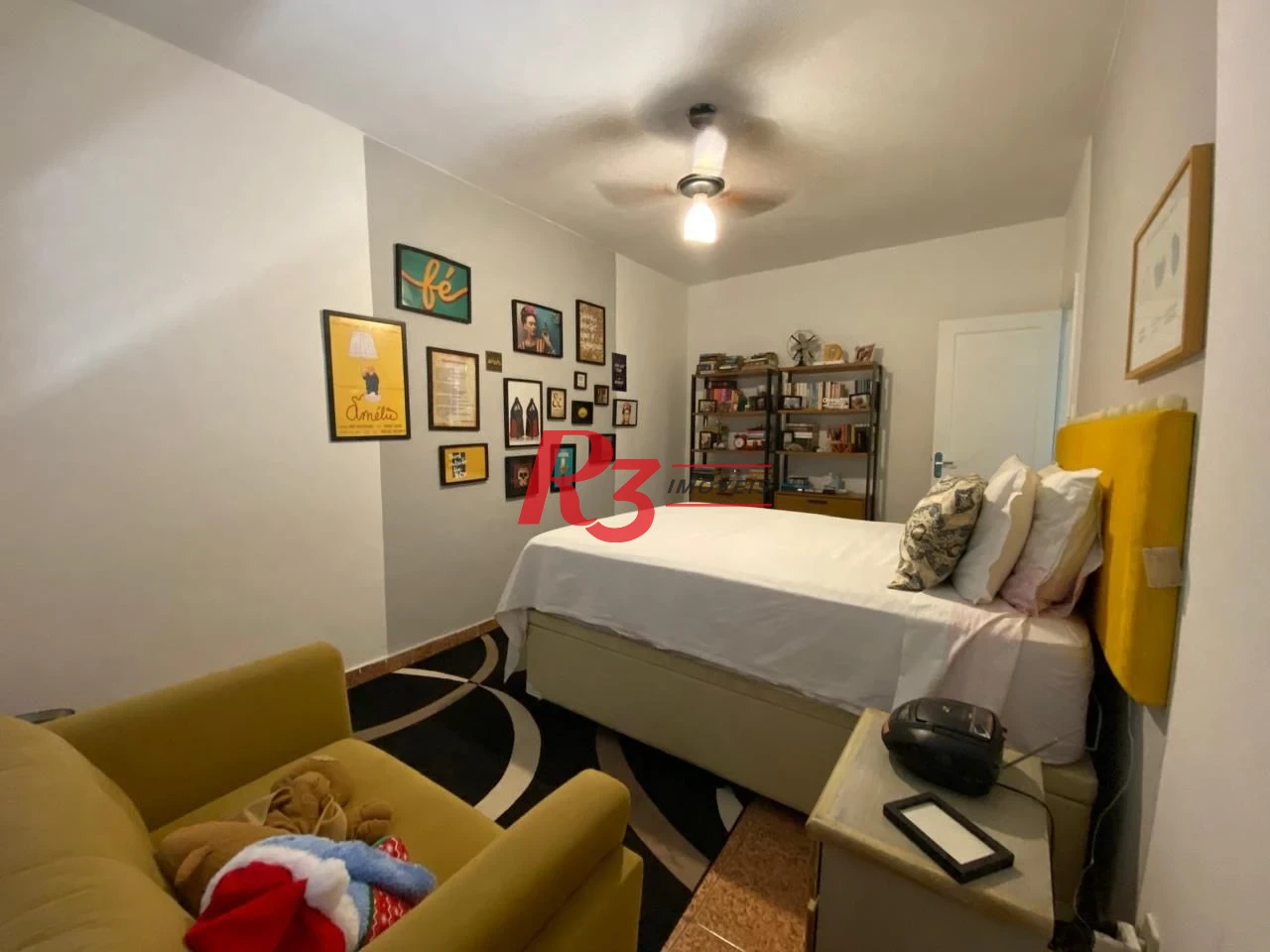 Apartamento com 2 dormitórios à venda, 70 m² por R$ 395.000,00 - Campo Grande - Santos/SP