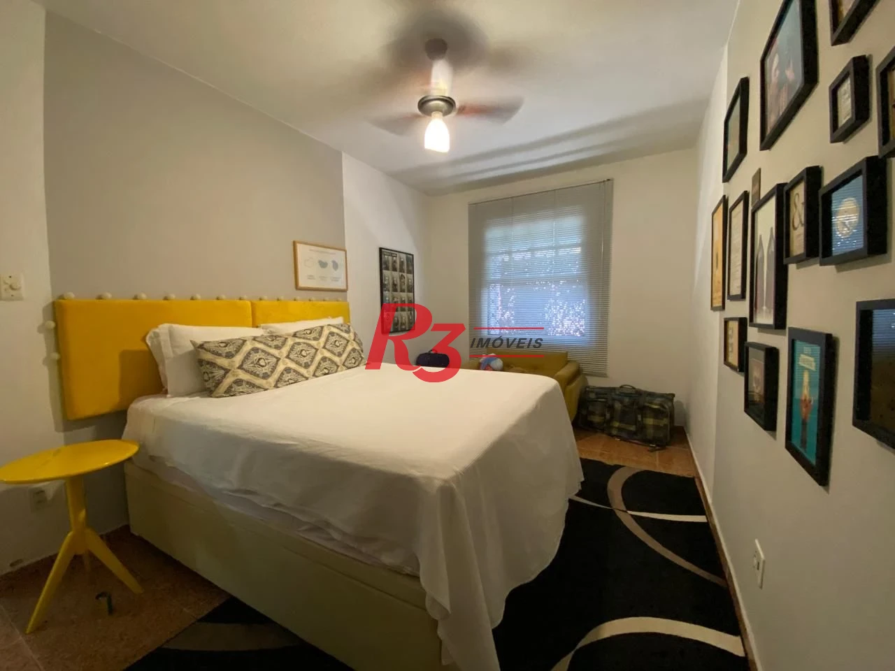 Apartamento com 2 dormitórios à venda, 70 m² por R$ 395.000,00 - Campo Grande - Santos/SP