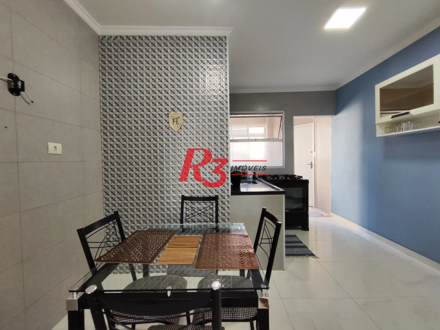 Apartamento com 2 dormitórios à venda, 100 m² por R$ 780.000,00 - Boqueirão - Santos/SP