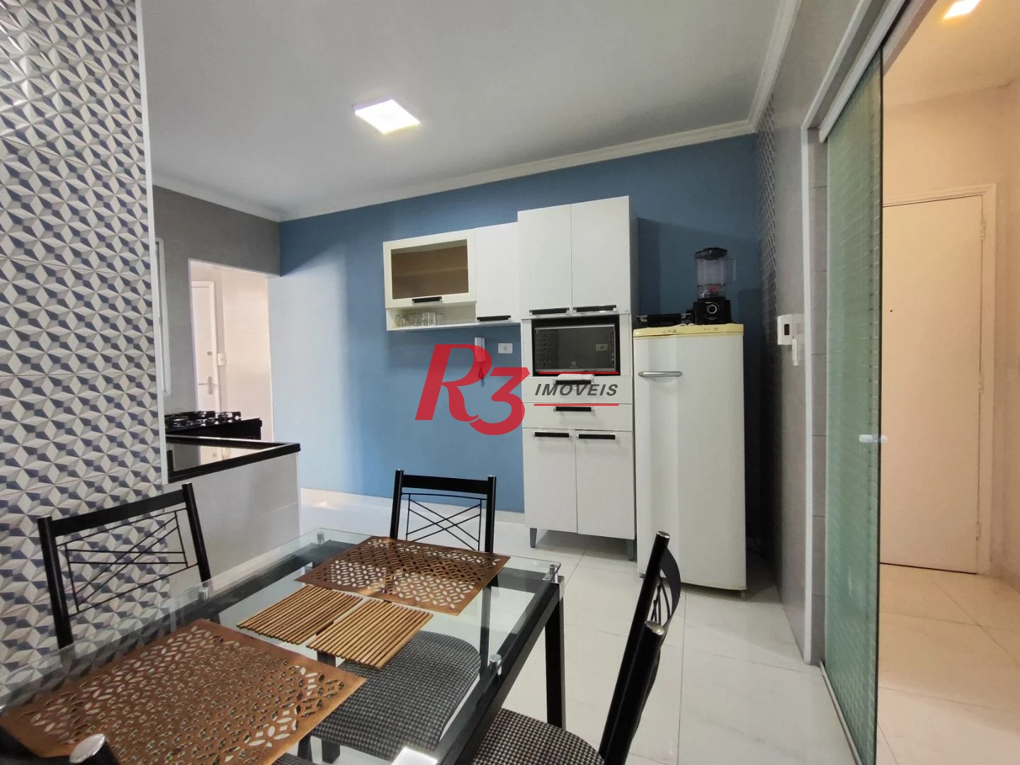 Apartamento com 2 dormitórios à venda, 100 m² por R$ 780.000,00 - Boqueirão - Santos/SP