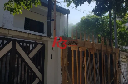 Sobrado com 3 suítes à venda, 200 m² por R$ 1.950.000 - Embaré - Santos/SP