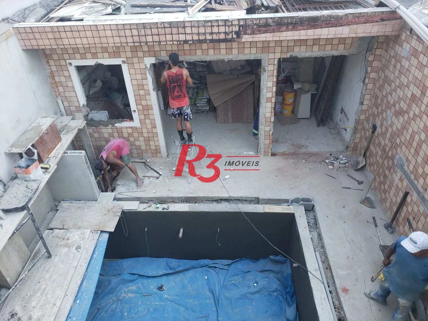Sobrado com 3 suítes à venda, 200 m² por R$ 1.950.000 - Embaré - Santos/SP
