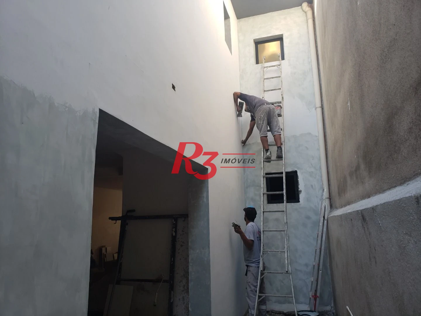 Sobrado com 3 suítes à venda, 200 m² por R$ 1.950.000 - Embaré - Santos/SP