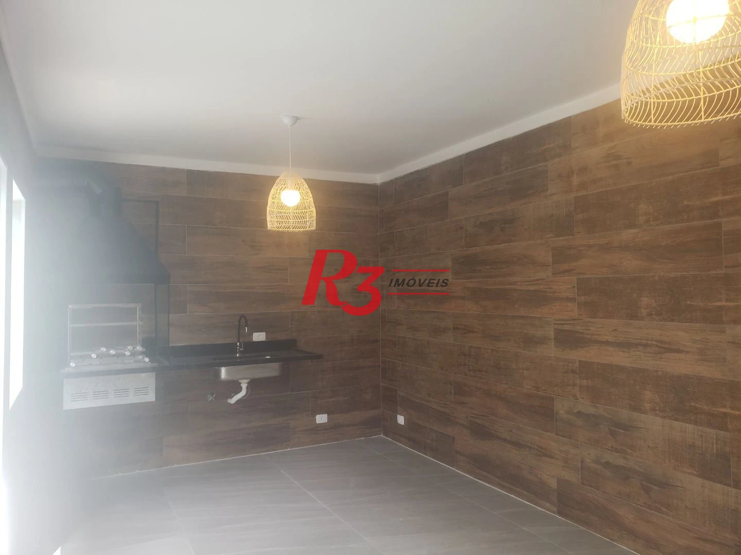 Sobrado com 3 suítes à venda, 200 m² por R$ 1.950.000 - Embaré - Santos/SP