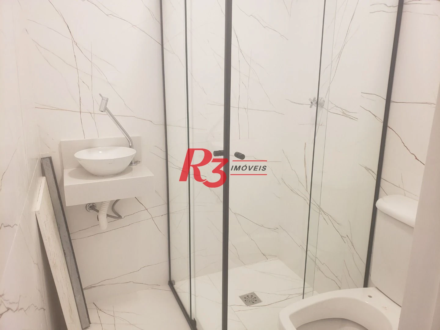 Sobrado com 3 suítes à venda, 200 m² por R$ 1.950.000 - Embaré - Santos/SP