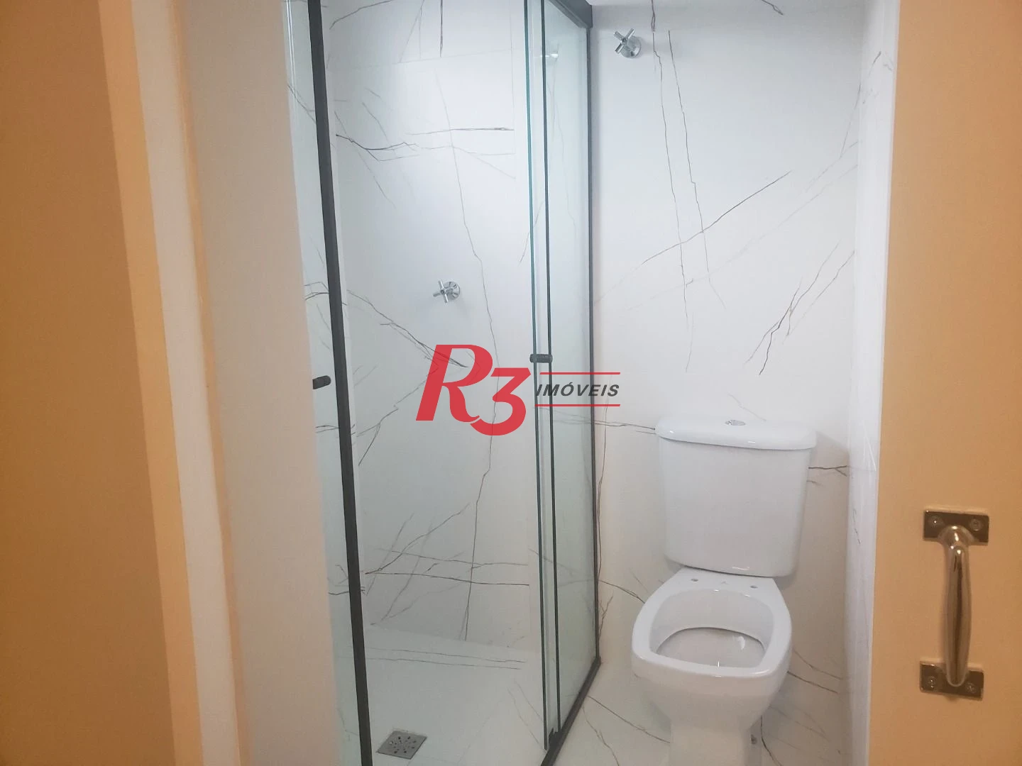 Sobrado com 3 suítes à venda, 200 m² por R$ 1.950.000 - Embaré - Santos/SP