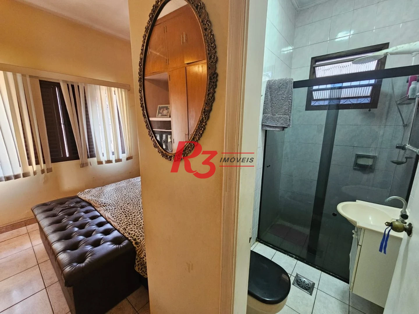 Casa com 2 dormitórios à venda, 324 m² por R$ 1.400.000,00 - Embaré - Santos/SP