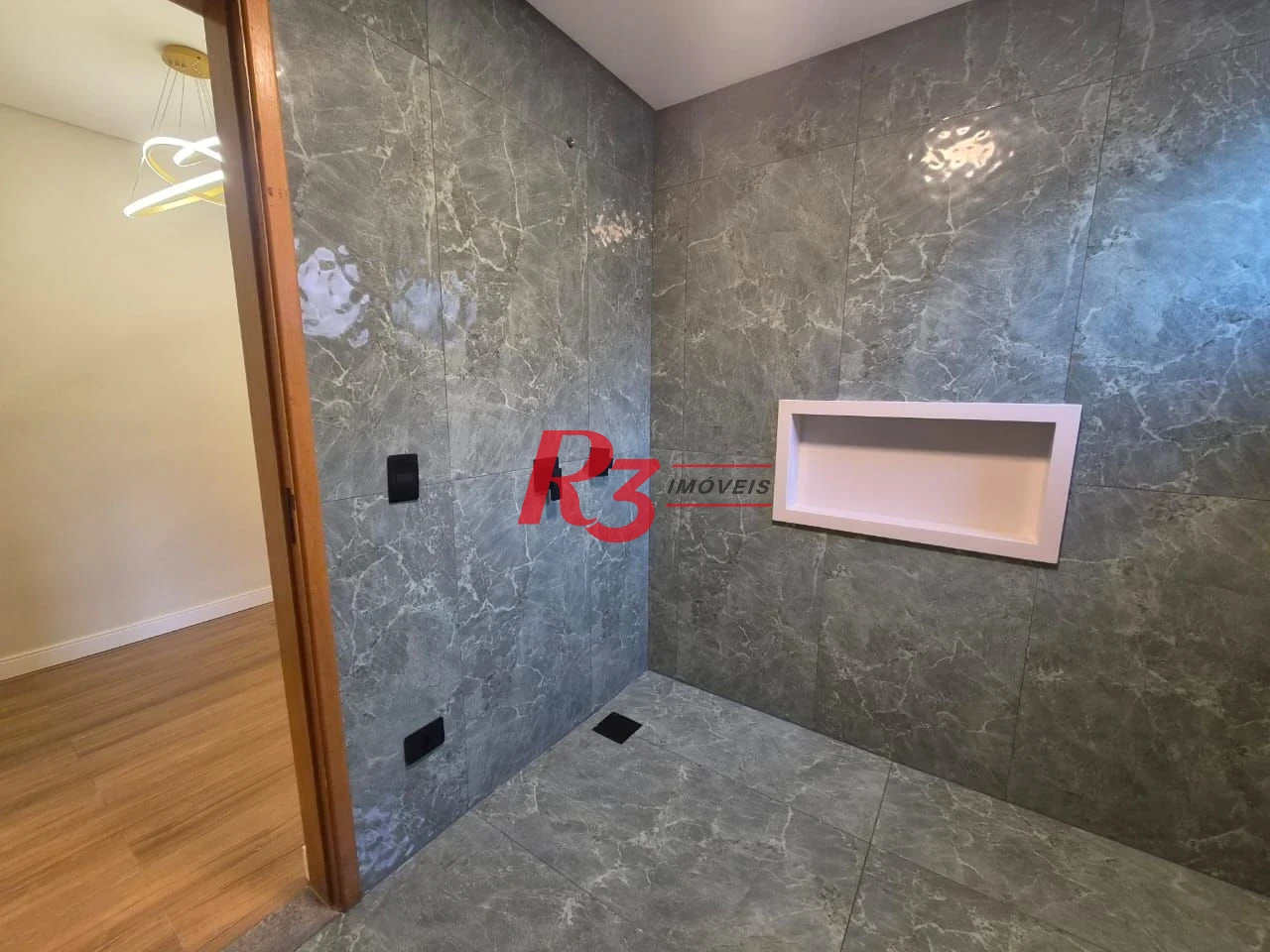 Casa com 3 dormitórios à venda, 260 m² por R$ 3.790.000,00 - Embaré - Santos/SP