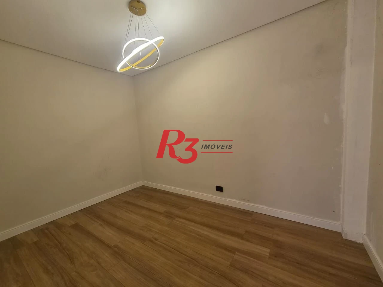Casa com 3 dormitórios à venda, 260 m² por R$ 3.790.000,00 - Embaré - Santos/SP