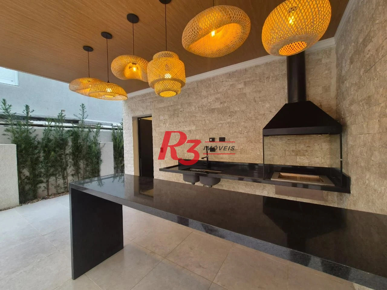 Casa com 3 dormitórios à venda, 260 m² por R$ 3.790.000,00 - Embaré - Santos/SP