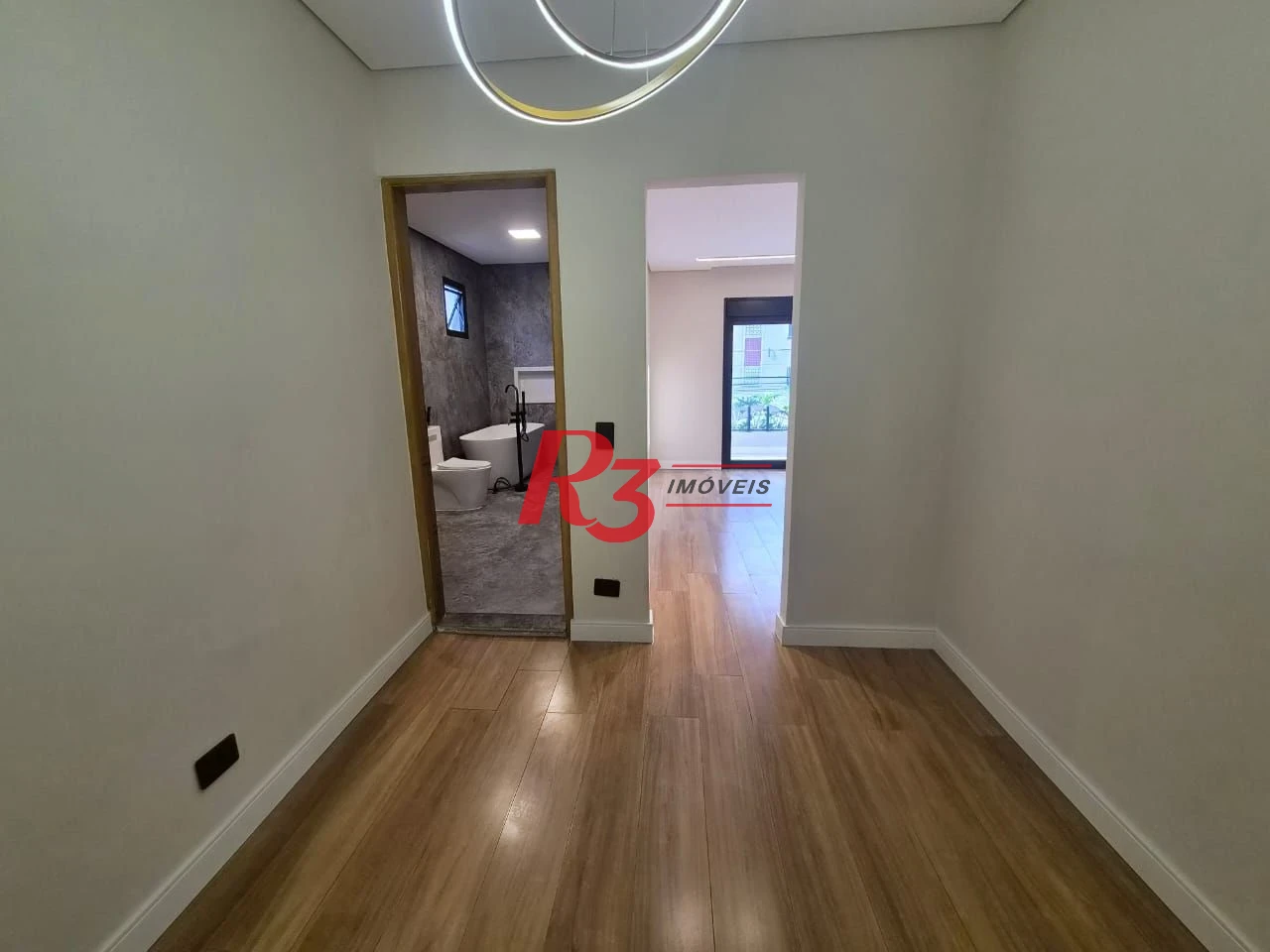 Casa com 3 dormitórios à venda, 260 m² por R$ 3.790.000,00 - Embaré - Santos/SP