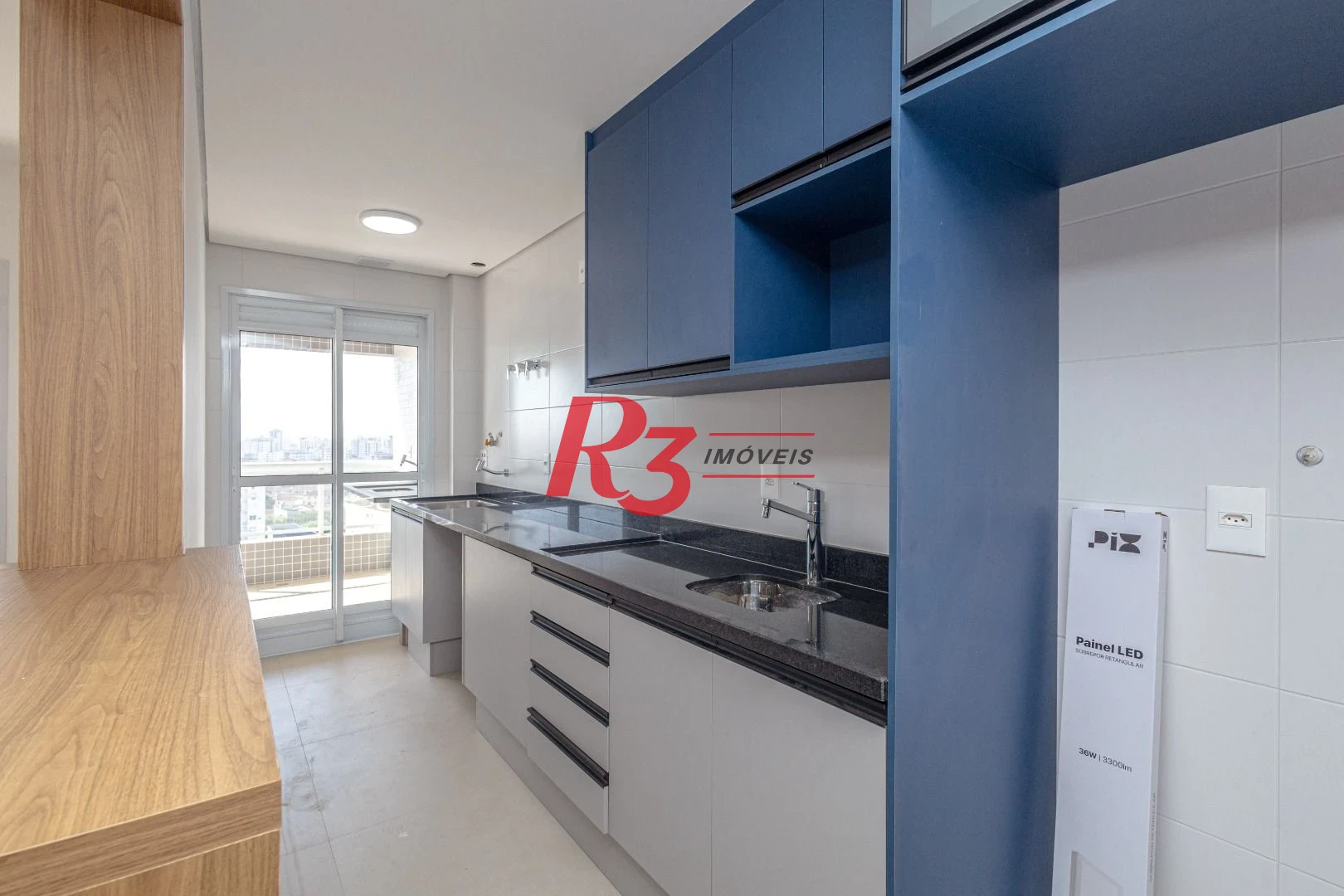 Apartamento com 2 dormitórios à venda, 81 m² por R$ 1.290.000,00 - Boqueirão - Santos/SP
