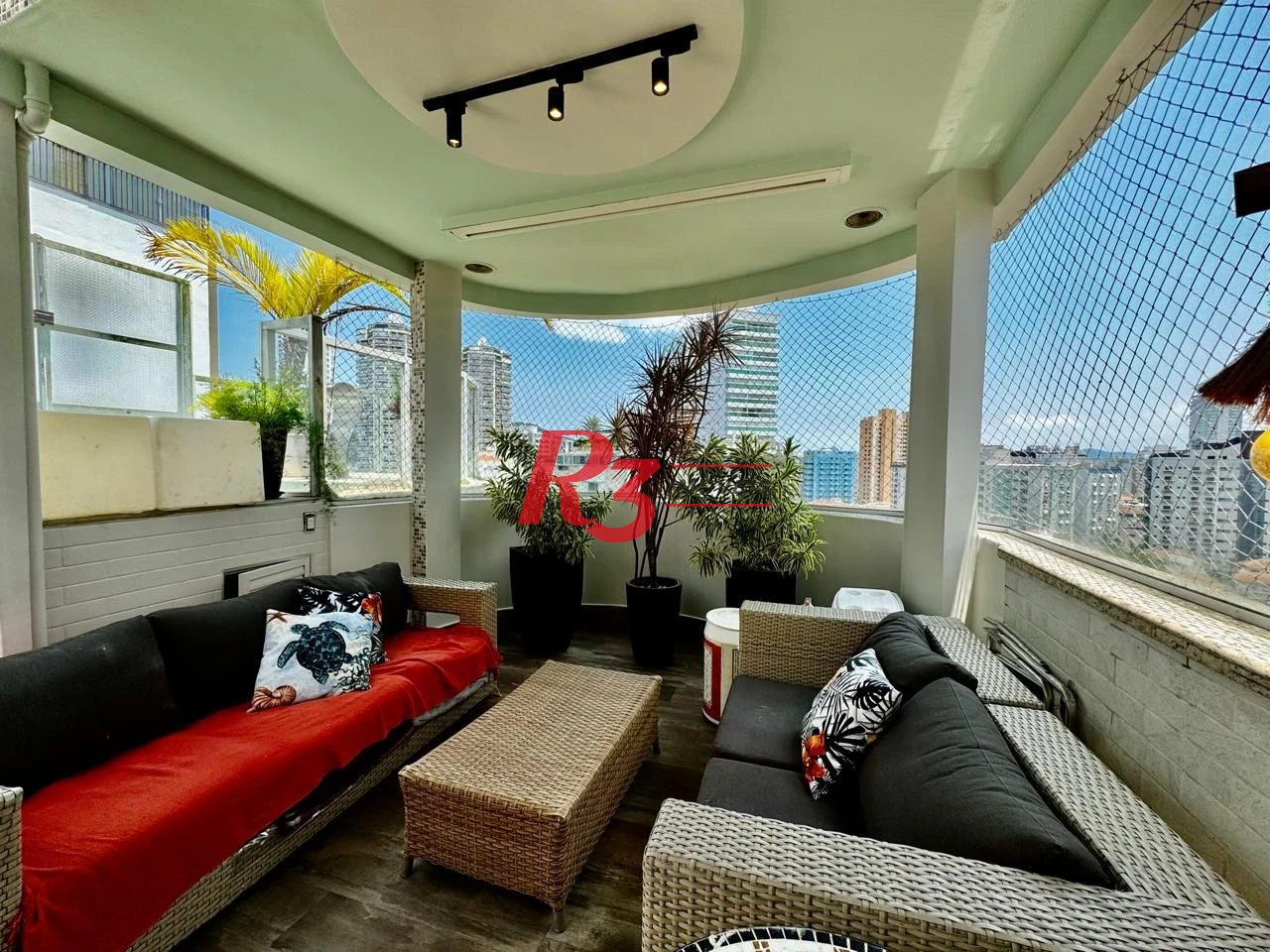 Cobertura com 3 dormitórios à venda, 289 m² por R$ 2.200.000,00 - Ponta da Praia - Santos/SP