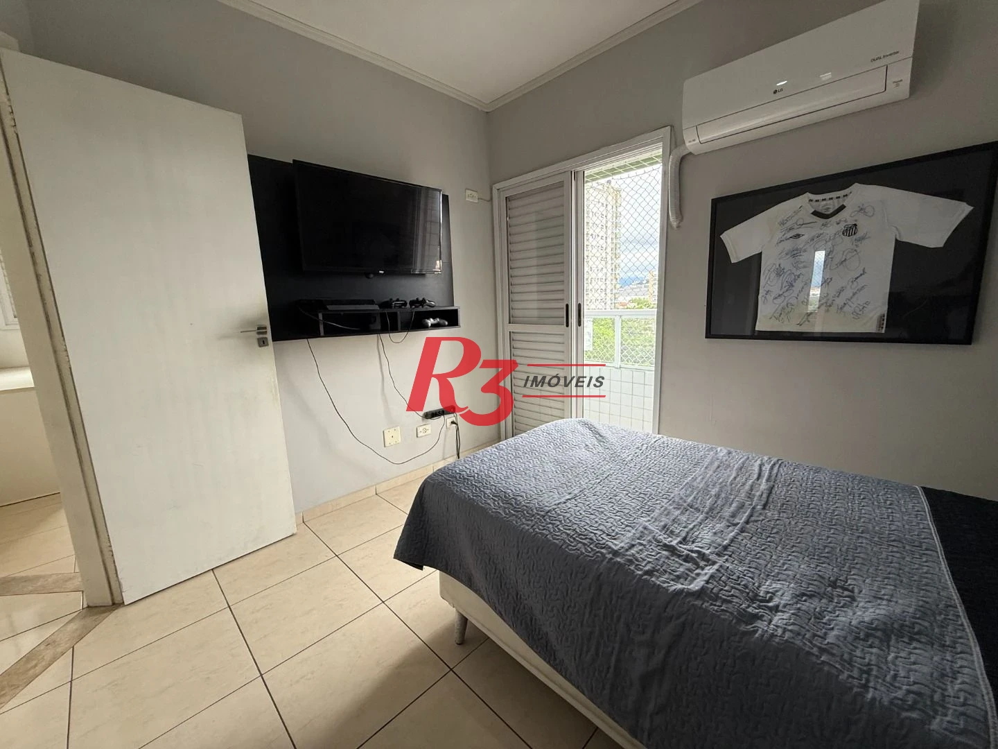 Apartamento com 3 dormitórios à venda, 70 m² por R$ 585.000,00 - Aparecida - Santos/SP