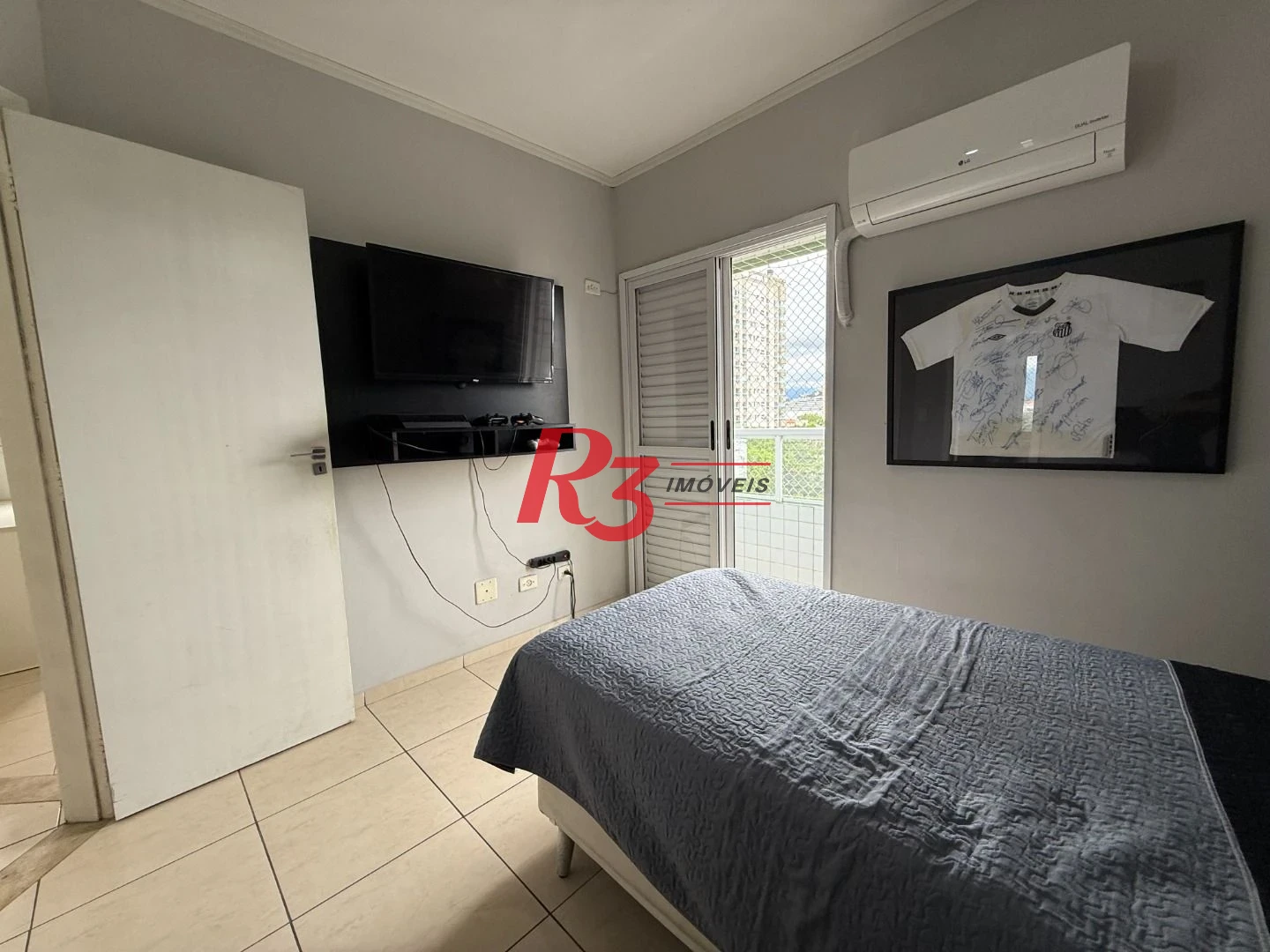 Apartamento com 3 dormitórios à venda, 70 m² por R$ 585.000,00 - Aparecida - Santos/SP