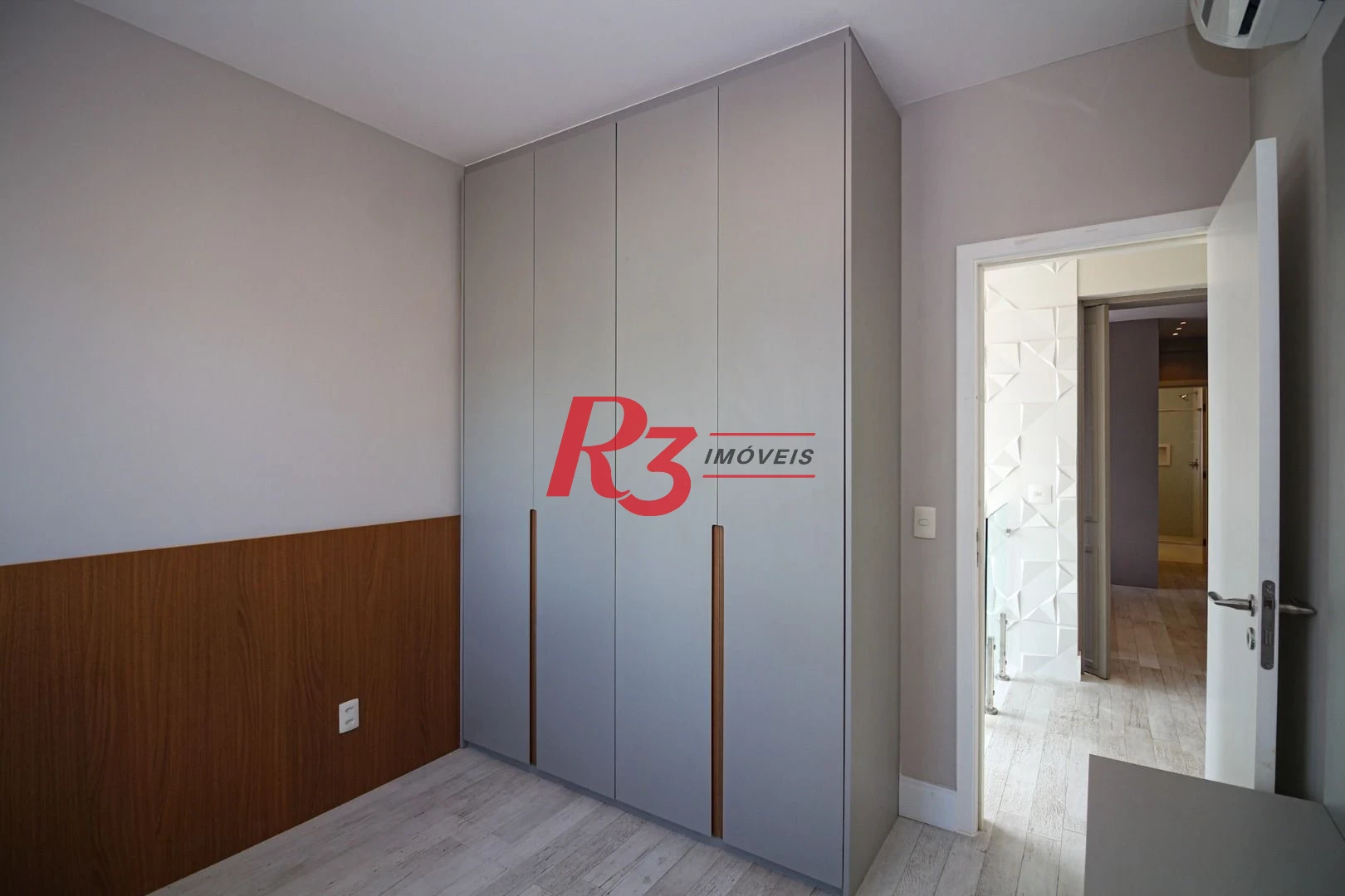 Apartamento Duplex com 3 dormitórios, 217 m² - venda por R$ 3.800.000,00 ou aluguel por R$ 35.000,00/mês - Boqueirão - Santos/SP
