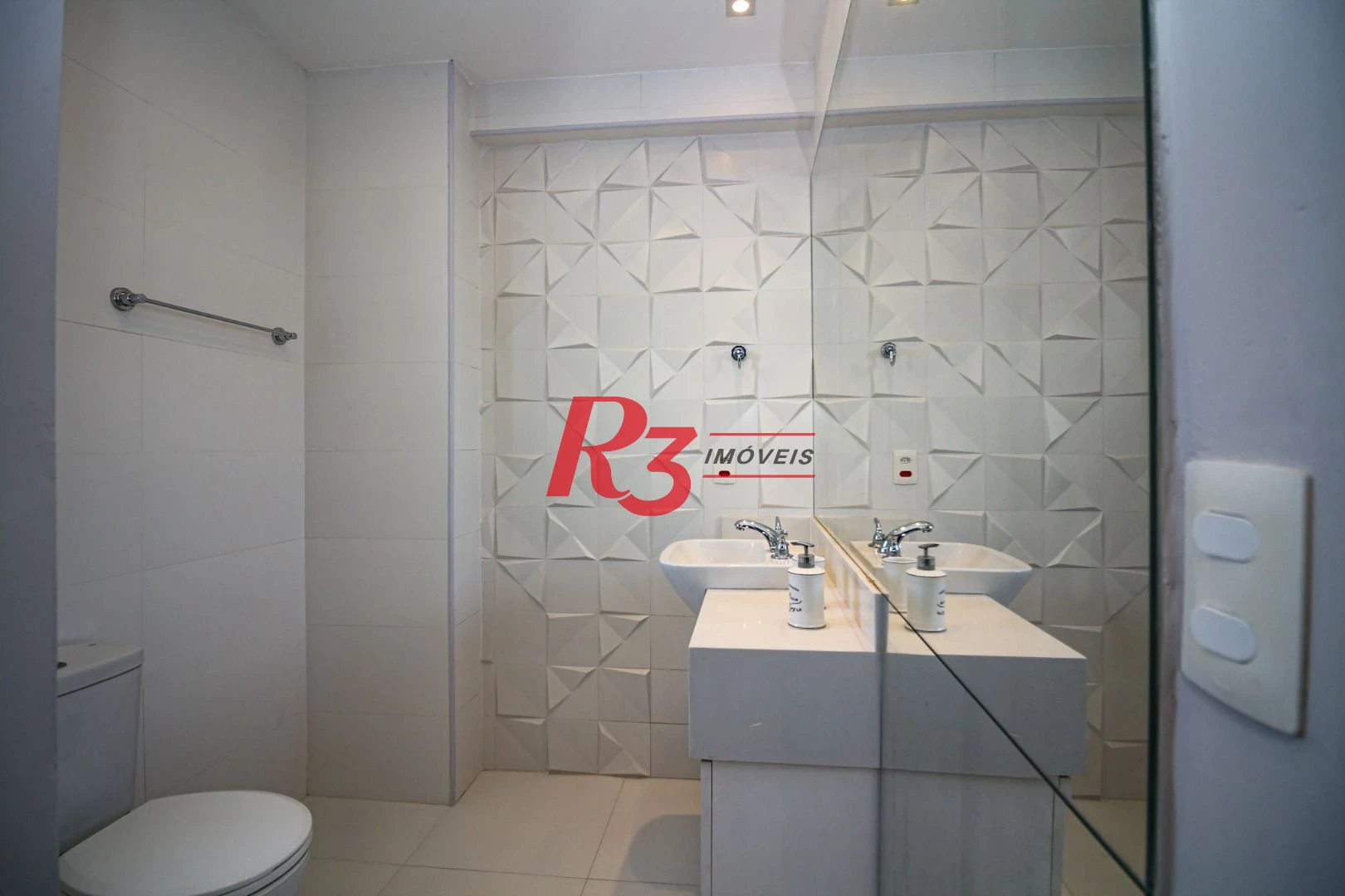 Apartamento Duplex com 3 dormitórios, 217 m² - venda por R$ 3.800.000,00 ou aluguel por R$ 35.000,00/mês - Boqueirão - Santos/SP