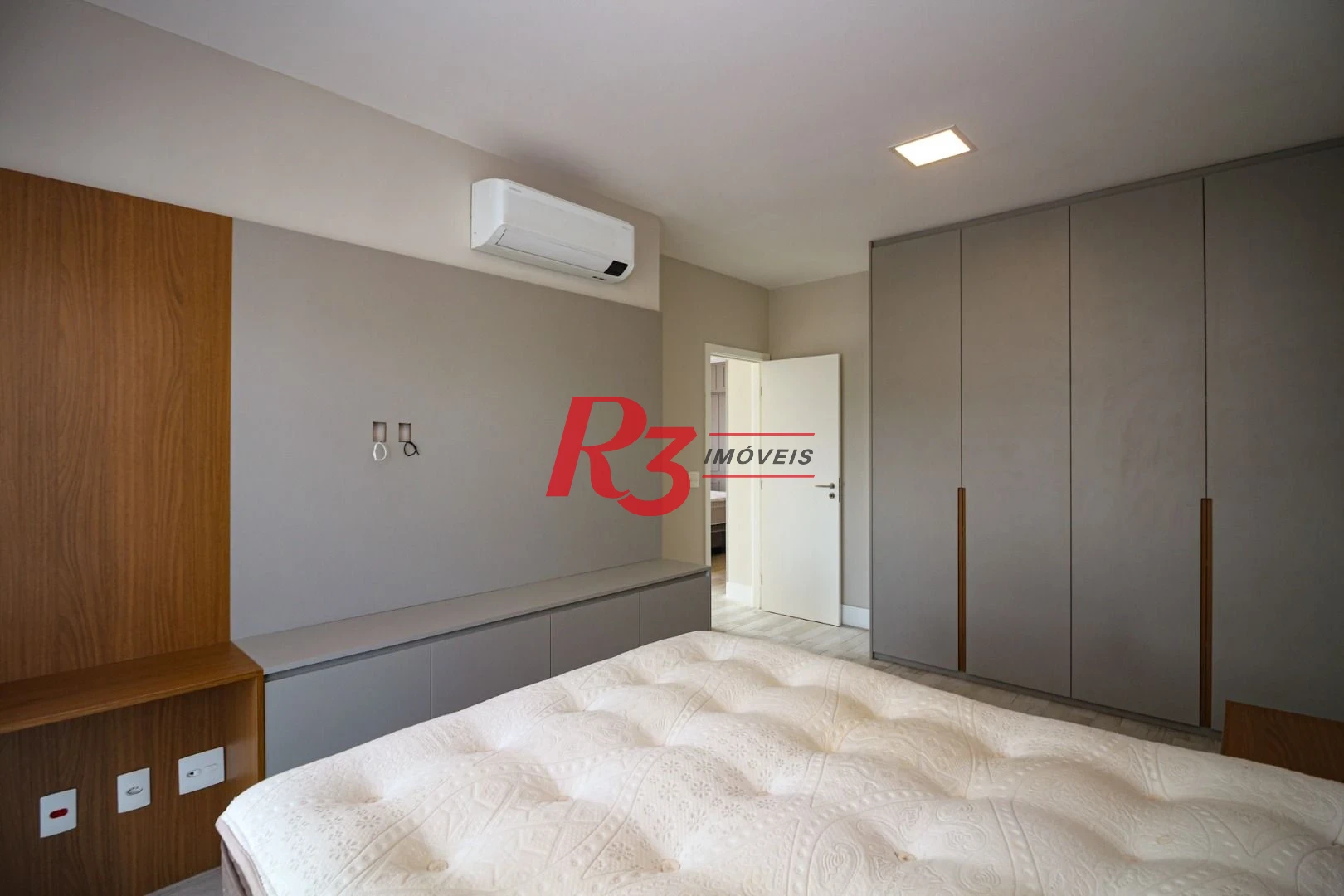Apartamento Duplex com 3 dormitórios, 217 m² - venda por R$ 3.800.000,00 ou aluguel por R$ 35.000,00/mês - Boqueirão - Santos/SP