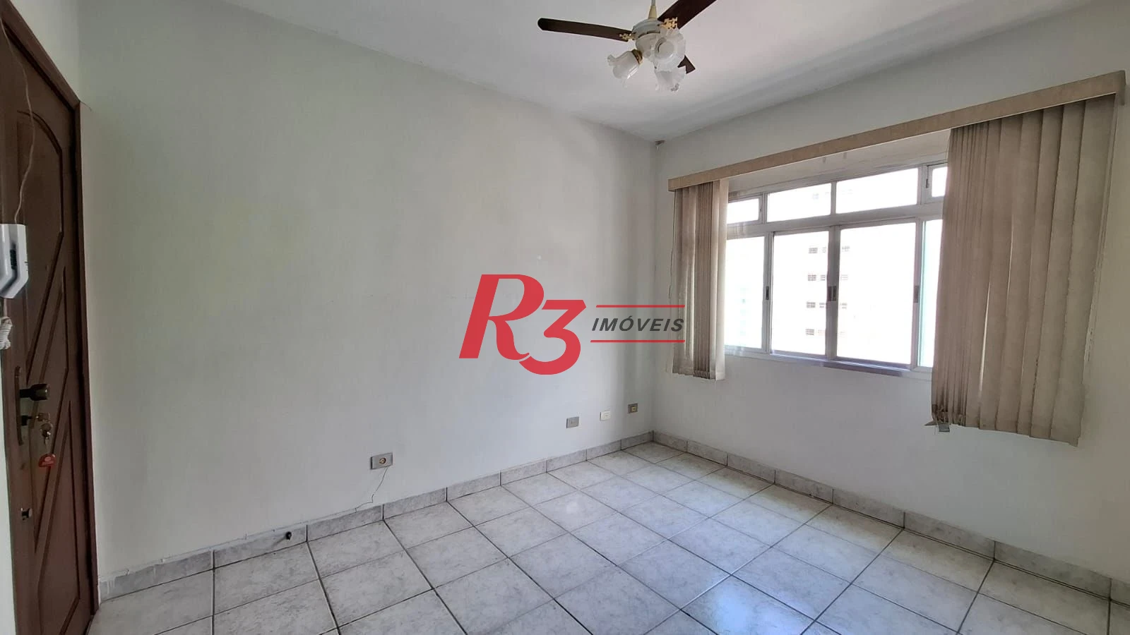 Apartamento a venda, com 1 quarto,, 1 vaga, no Gonzaga.