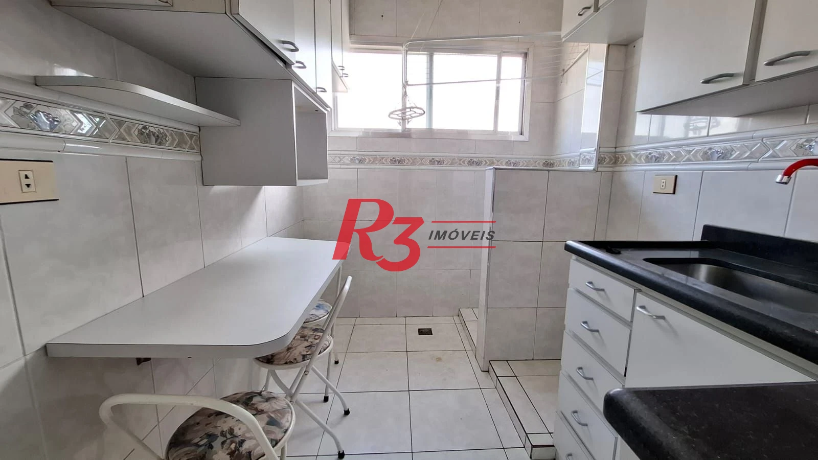 Apartamento a venda, com 1 quarto,, 1 vaga, no Gonzaga.