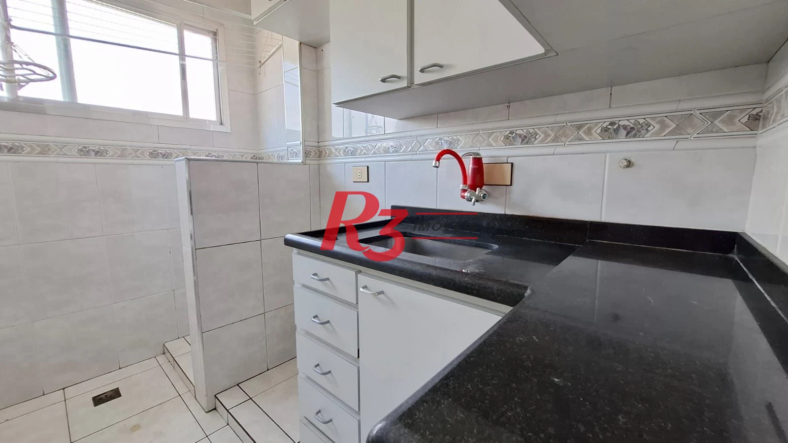 Apartamento a venda, com 1 quarto,, 1 vaga, no Gonzaga.